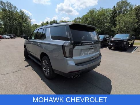 Used 2025 Chevrolet Tahoe Z71 w/ Comfort Package AWD/4WD image 3