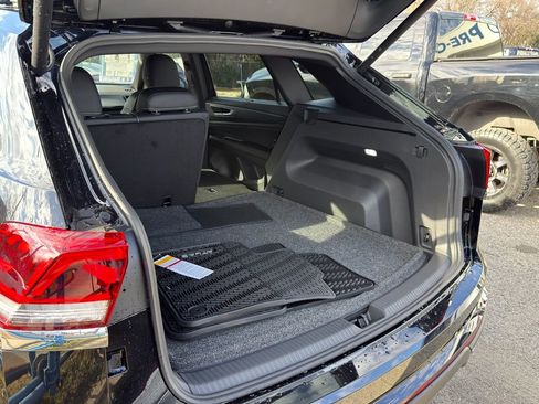 New 2026 Volkswagen Atlas Cross Sport SE FWD image 30