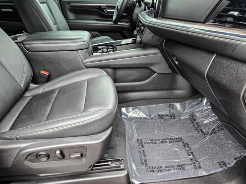 Used 2025 Chevrolet Tahoe Z71 w/ Sun And Tow Package image 43