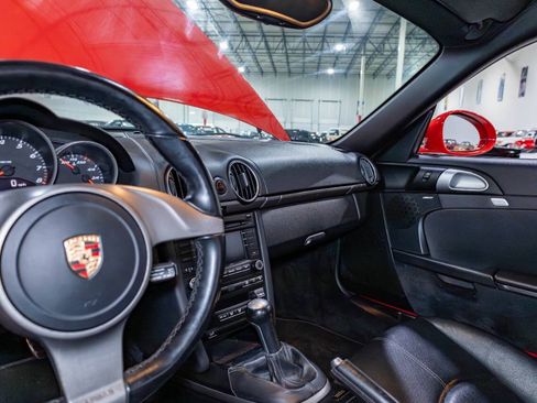Used 2010 Porsche Cayman RWD image 13