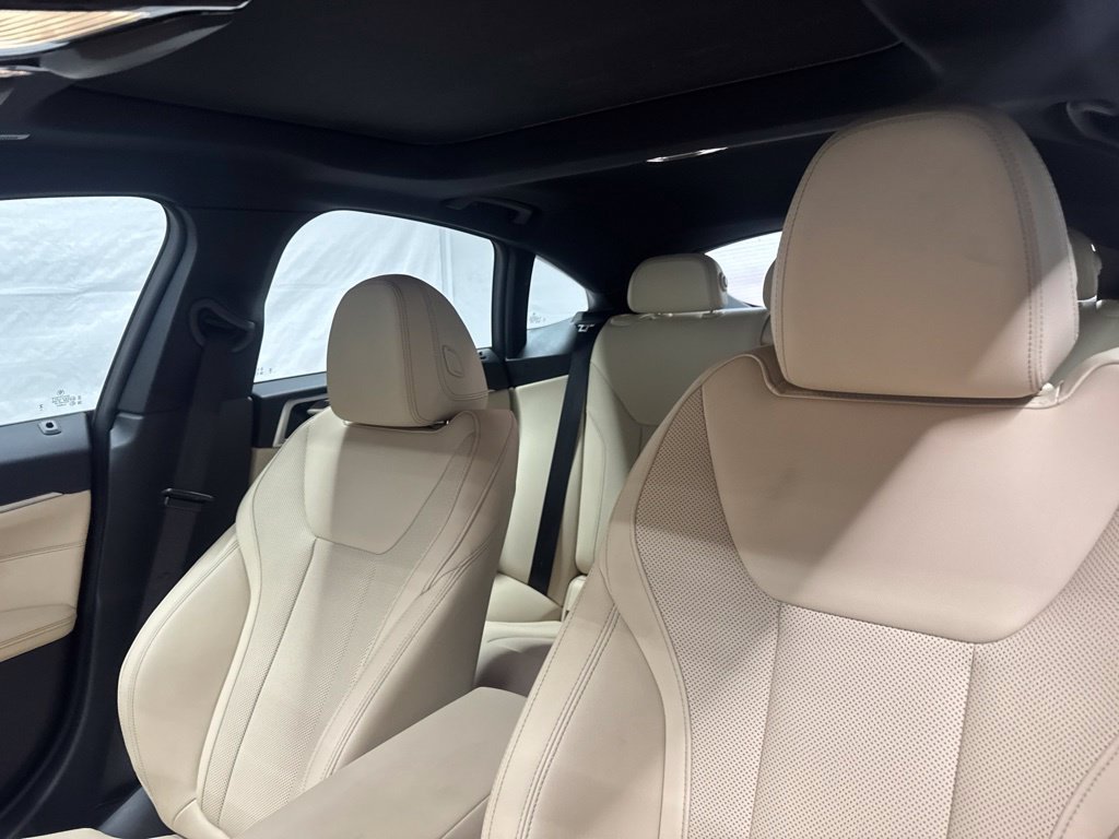 Used 2023 BMW i4 eDrive35 w/ Premium Package RWD image 14