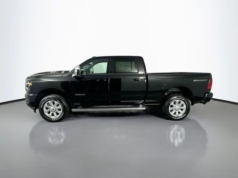 New 2026 RAM 2500 Laramie w/ Sport Appearance Package AWD/4WD image 4