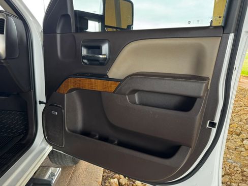 Used 2019 GMC Sierra 3500 SLT w/ Duramax Plus Package image 27