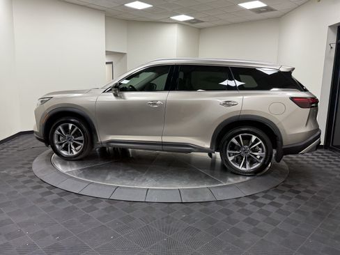 Certified 2024 INFINITI QX60 Luxe FWD image 4
