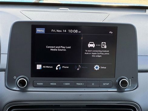 Used 2023 Hyundai Kona SEL image 3