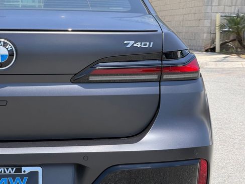 New 2026 BMW 740i w/ Premium Package RWD image 14