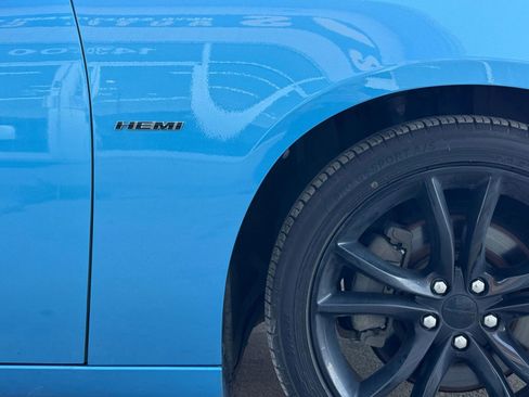 Used 2016 Dodge Charger R/T w/ Plus Group image 41