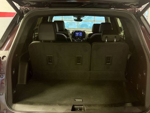 Used 2022 Chevrolet Traverse High Country w/ LPO, Floor Liner Package image 28