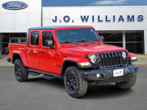 Used 2023 Jeep Gladiator Willys image 1