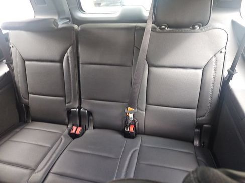 Used 2023 GMC Yukon XL Denali w/ LPO, Floor Liner Package AWD/4WD image 10