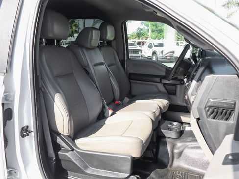 Used 2019 Ford F250 XL w/ Power Equipment Group image 44