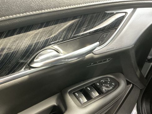 Used 2024 Cadillac XT6 Premium Luxury w/ LPO, Floor Liner Package AWD/4WD image 16