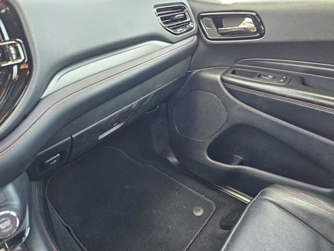 Used 2025 Dodge Durango GT AWD/4WD image 28
