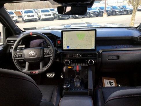 Used 2025 Toyota Tacoma TRD Pro image 25