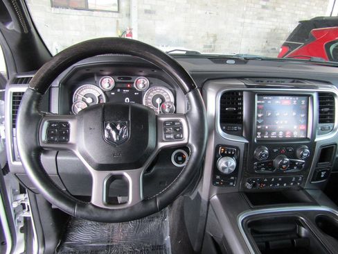 Used 2017 RAM 1500 Limited AWD/4WD image 17