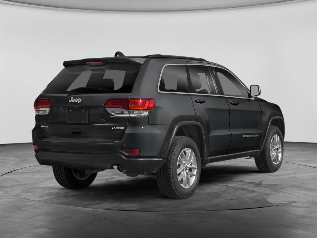 Used 2021 Jeep Grand Cherokee Laredo X AWD/4WD image 2