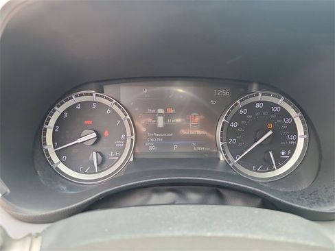 Used 2022 Toyota Highlander XLE image 28