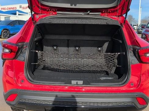 Certified 2026 Chevrolet Trax RS w/ Sunroof Package FWD image 9