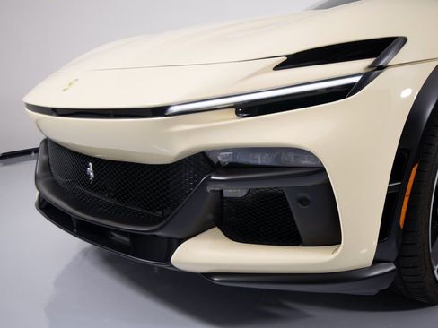 Used 2025 Ferrari Purosangue image 49