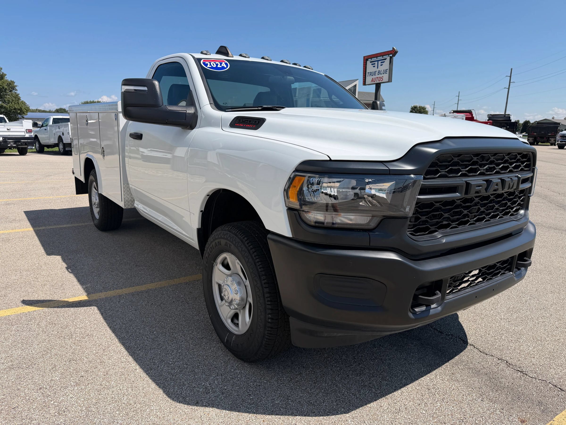 Used 2024 RAM 3500 Tradesman AWD/4WD image 10