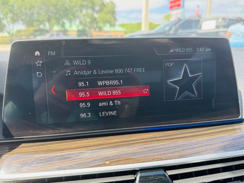 Used 2019 BMW 530i w/ Convenience Package image 29