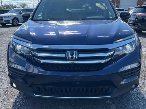 Used 2017 Honda Pilot Touring image 12