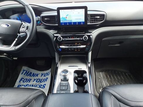 Used 2022 Ford Explorer ST w/ Equipment Group 401A AWD/4WD image 11