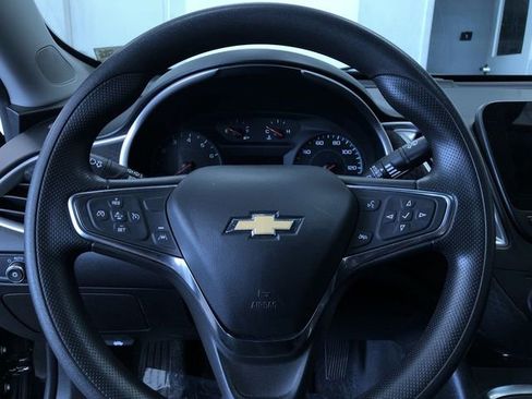 Used 2024 Chevrolet Malibu LT image 17