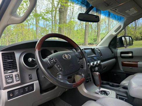 Used 2012 Toyota Sequoia Platinum AWD/4WD image 45
