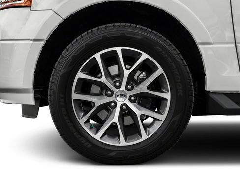 Used 2016 Ford Expedition EL King Ranch AWD/4WD image 12