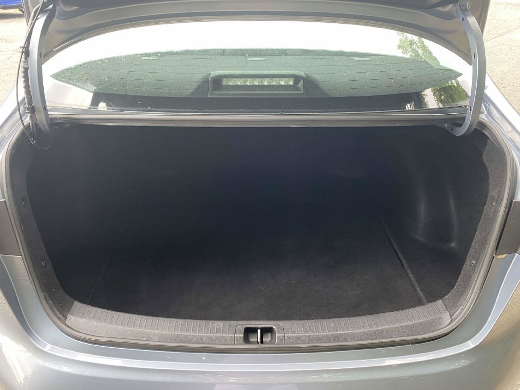Used 2024 Toyota Corolla LE FWD image 29