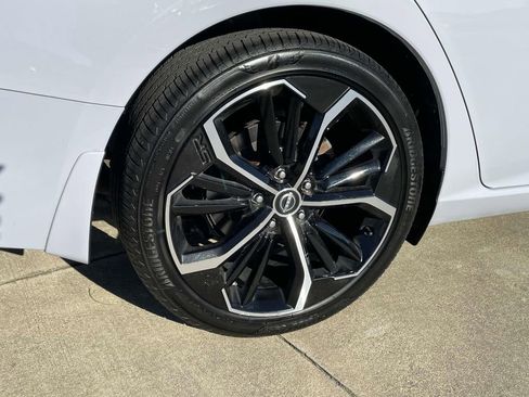 Used 2024 Nissan Altima 2.5 SR image 7