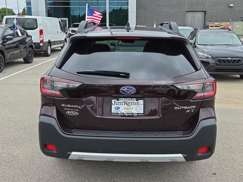 Used 2024 Subaru Outback Limited XT AWD/4WD image 4