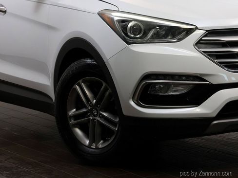 Used 2017 Hyundai Santa Fe Sport FWD image 3