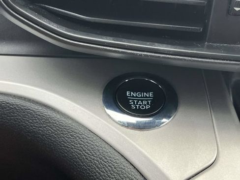 Used 2022 Ford Explorer XLT RWD image 33