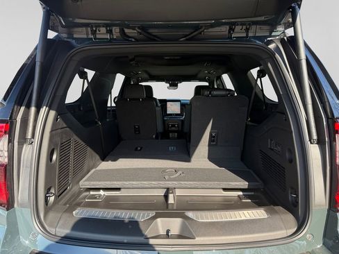 New 2026 GMC Yukon XL AT4 w/ AT4 Premium Package AWD/4WD image 19