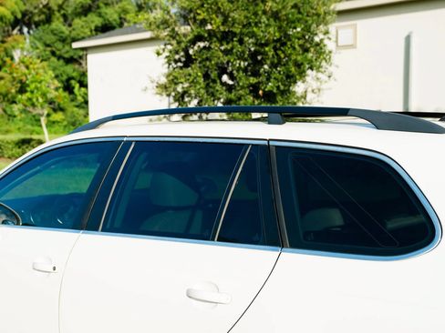 Used 2010 Volkswagen Jetta TDI FWD image 54