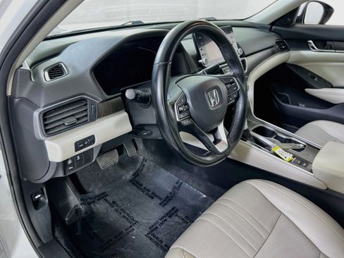 Used 2021 Honda Accord EX-L image 9
