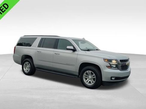 Certified 2019 Chevrolet Suburban LT image 3