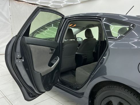 Used 2013 Toyota Prius Two FWD image 11