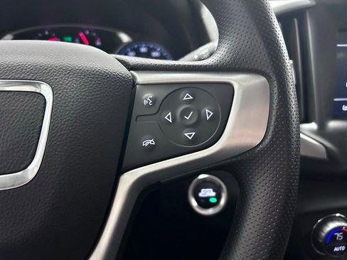 Used 2022 GMC Terrain SLE w/ Driver Convenience Package AWD/4WD image 11