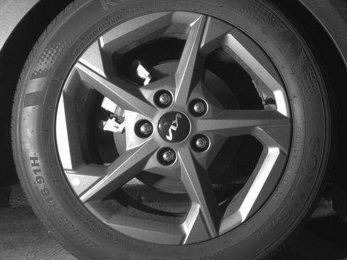 Used 2025 Kia K4 FWD image 15