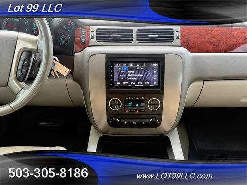 Used 2009 GMC Sierra 2500 SLT w/ Entertainment Package AWD/4WD image 15