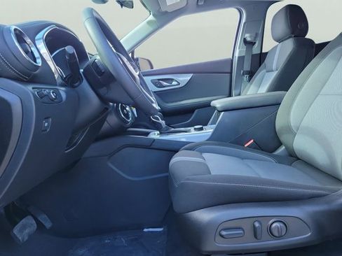 New 2026 Chevrolet Blazer LT image 17