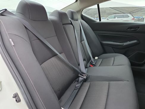 Used 2025 Nissan Altima 2.5 SV FWD image 17