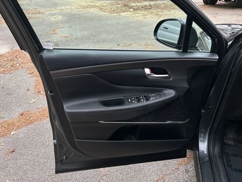 Used 2020 Hyundai Santa Fe SEL w/ Convenience Package image 13