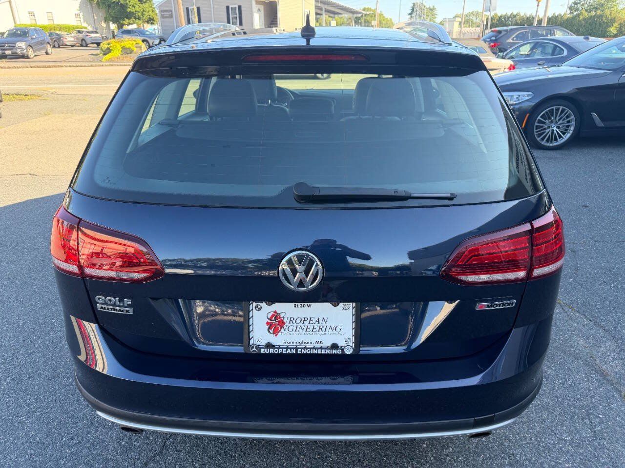 Used 2019 Volkswagen Golf Alltrack S AWD/4WD image 6