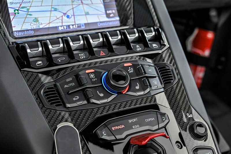 Used 2020 Lamborghini Aventador SVJ AWD/4WD image 55