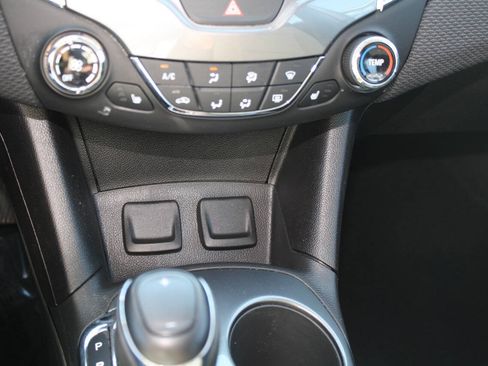 Used 2016 Chevrolet Cruze LT w/ Convenience Package FWD image 11