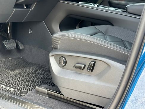 New 2026 Volkswagen Atlas Cross Sport SE image 17